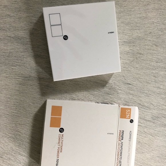 Korres Multivitamin Powder Compact - Picture 4 of 6